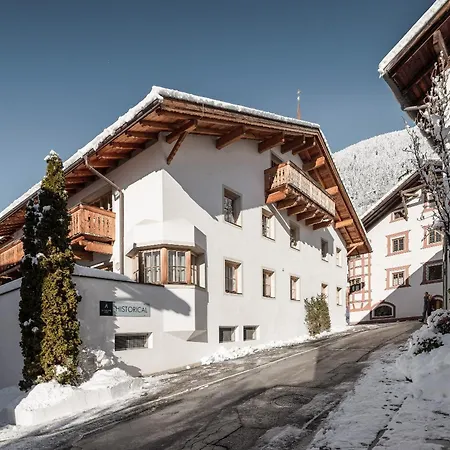 Apartment Myalps Historical Oetz